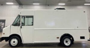 Freightliner MT45 Step Van